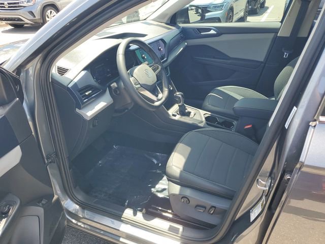 Certified 2022 Volkswagen Taos SE w/ Panoramic Sunroof Package FWD image 17