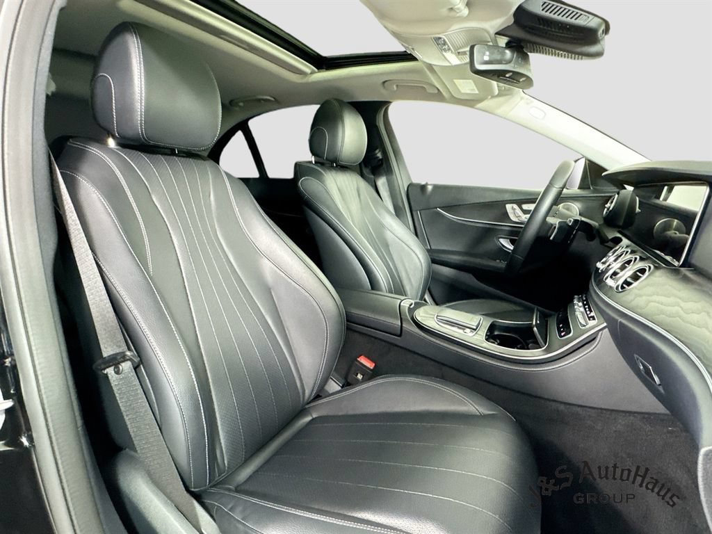 Used 2023 Mercedes-Benz E 350 4MATIC Sedan image 36