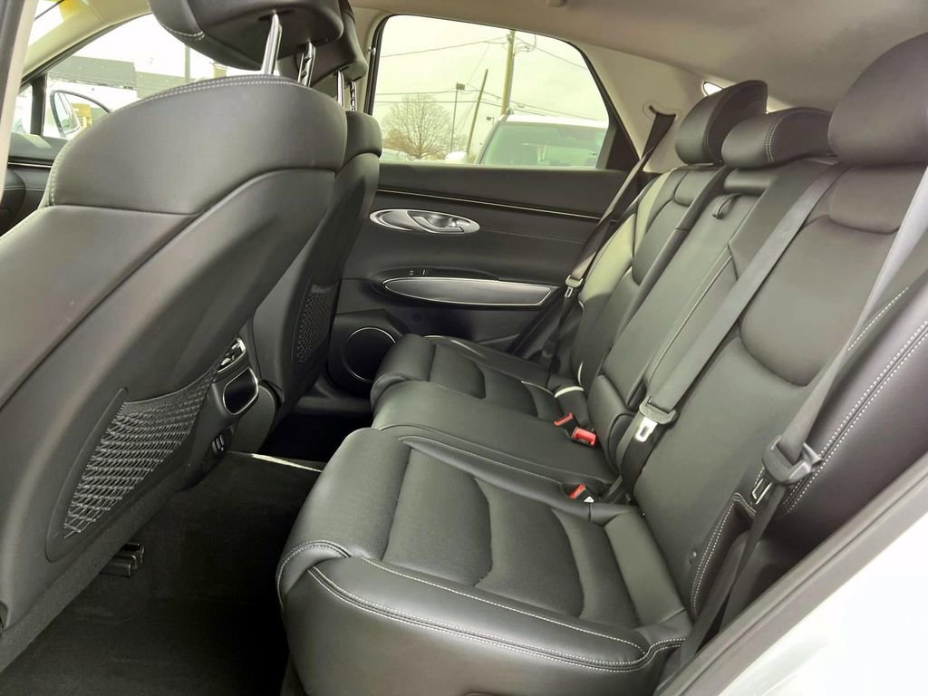 Certified 2024 Genesis GV70 2.5T w/ Select Package image 11