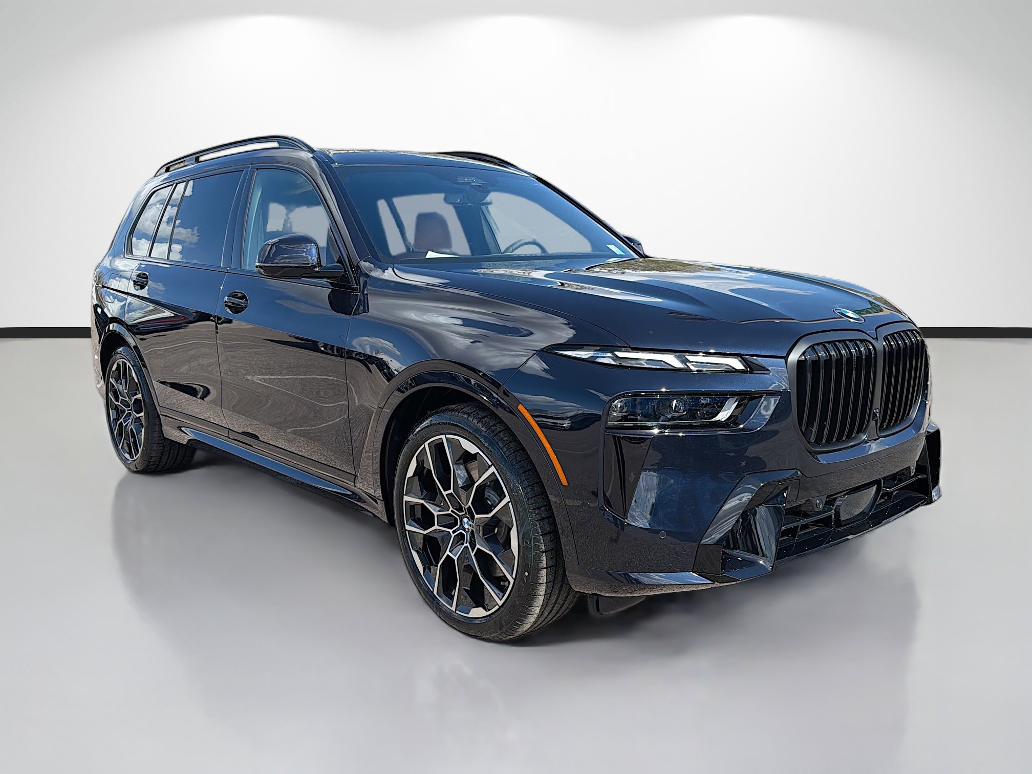 New 2026 BMW X7 xDrive40i w/ M Sport Package