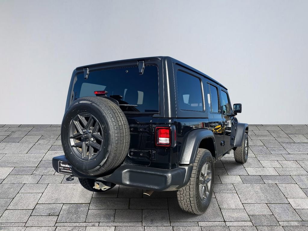 Used 2024 Jeep Wrangler Sport S image 7