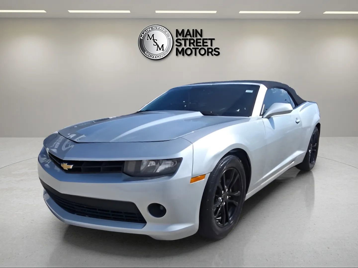 Used 2015 Chevrolet Camaro LT image 1