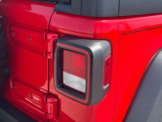 Used 2024 Jeep Wrangler Sport S image 12