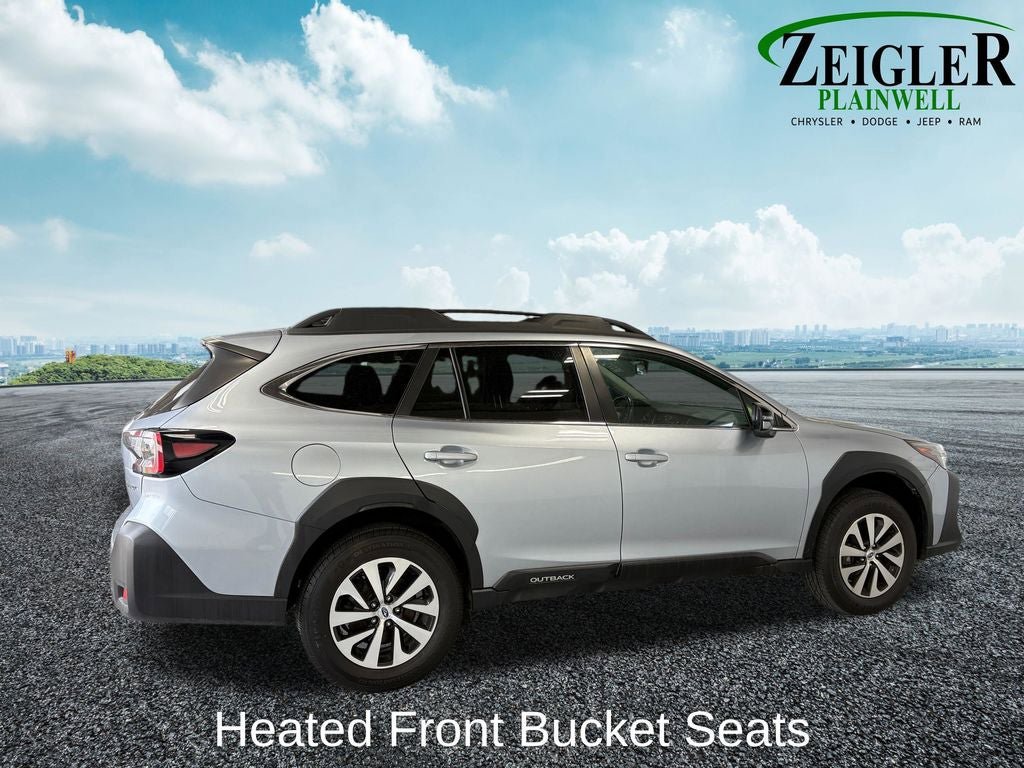 Used 2023 Subaru Outback Premium AWD/4WD image 7