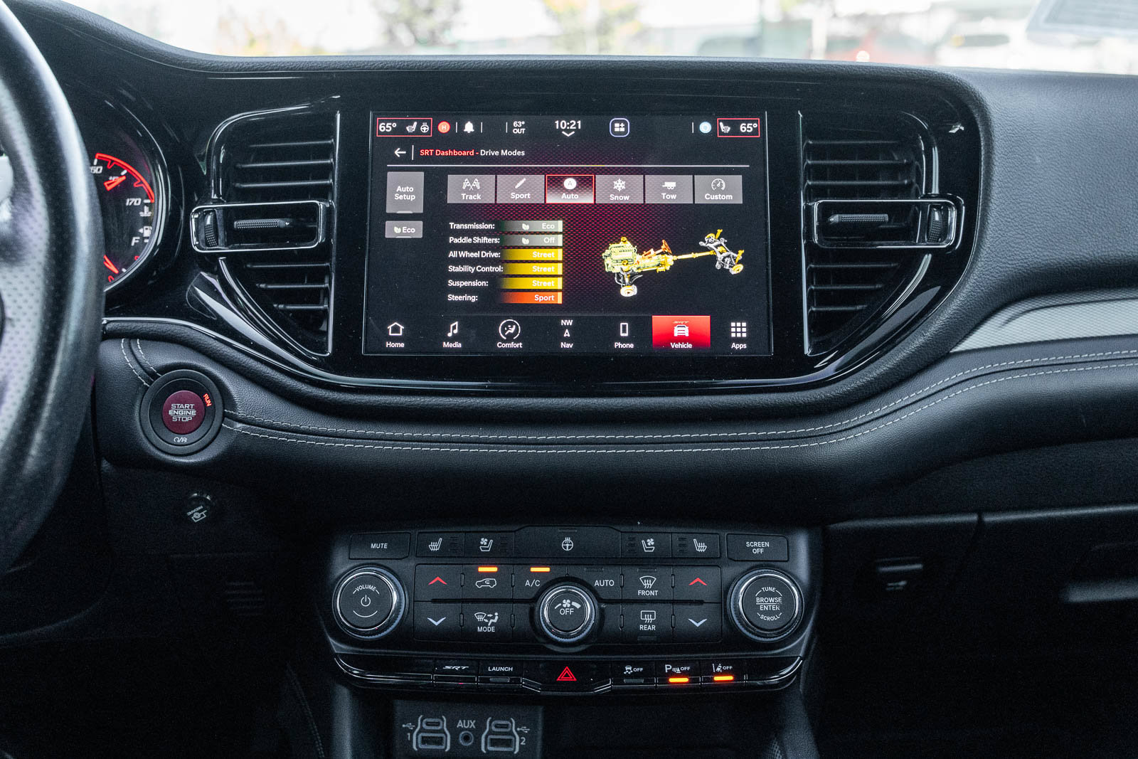 Used 2021 Dodge Durango SRT w/ Technology Group AWD/4WD image 32