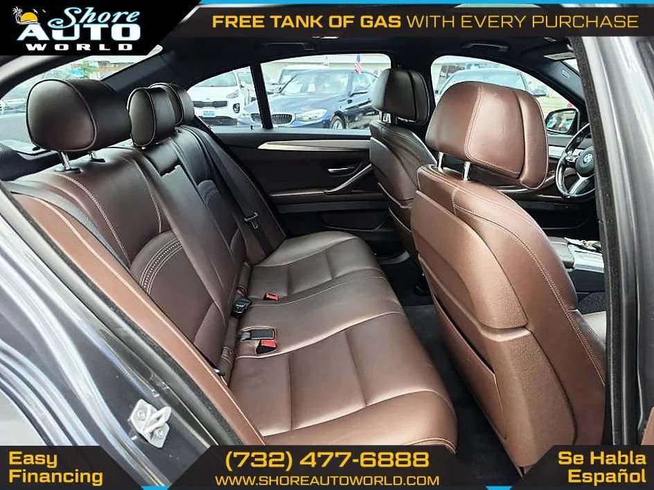 Used 2016 BMW 550i xDrive Sedan AWD/4WD image 25