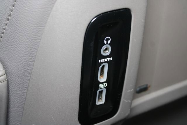 Used 2017 Chrysler Pacifica Touring-L Plus image 22