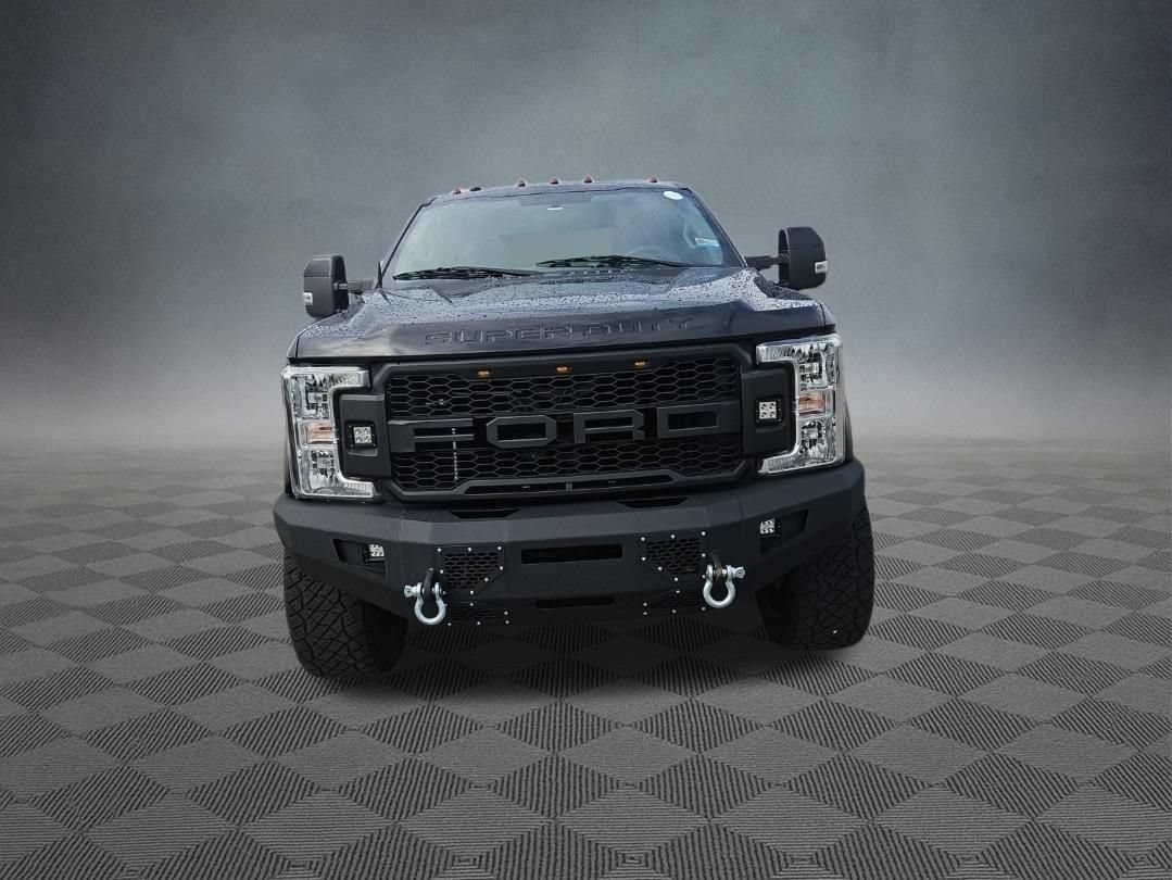 Used 2019 Ford F250 XLT w/ XLT Premium Package AWD/4WD image 2