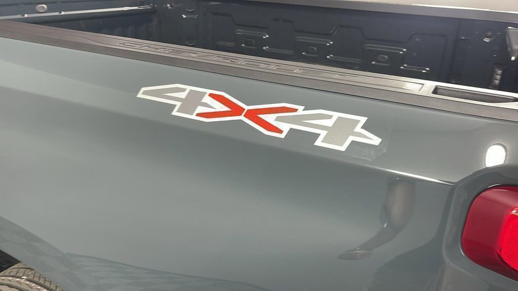 New 2025 Chevrolet Silverado 1500 LT image 30