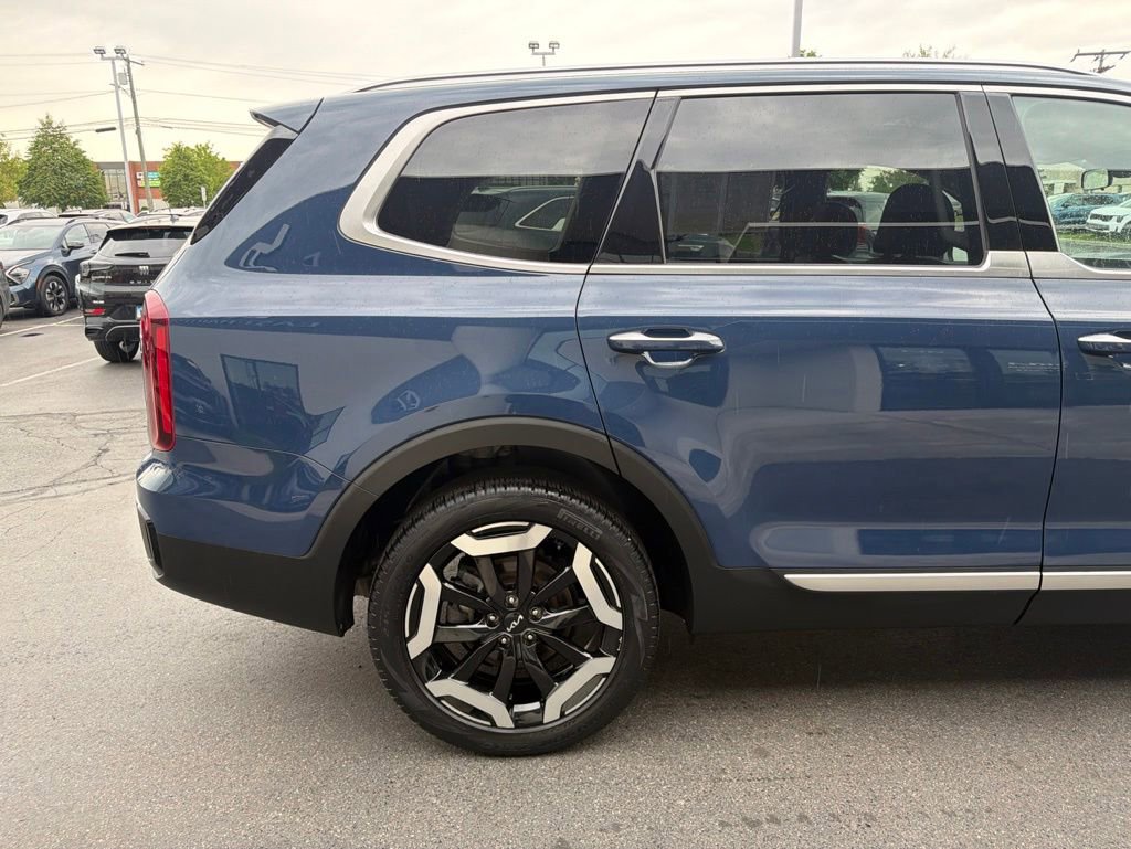 Used 2023 Kia Telluride S w/ S Sunroof Package AWD/4WD image 7