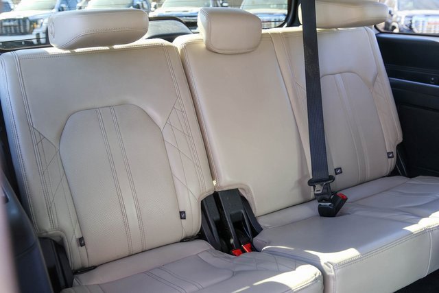 Used 2020 Ford Expedition Platinum image 22