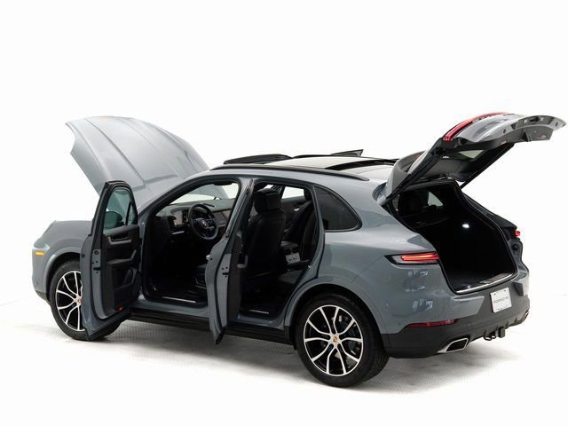 Certified 2025 Porsche Cayenne image 35