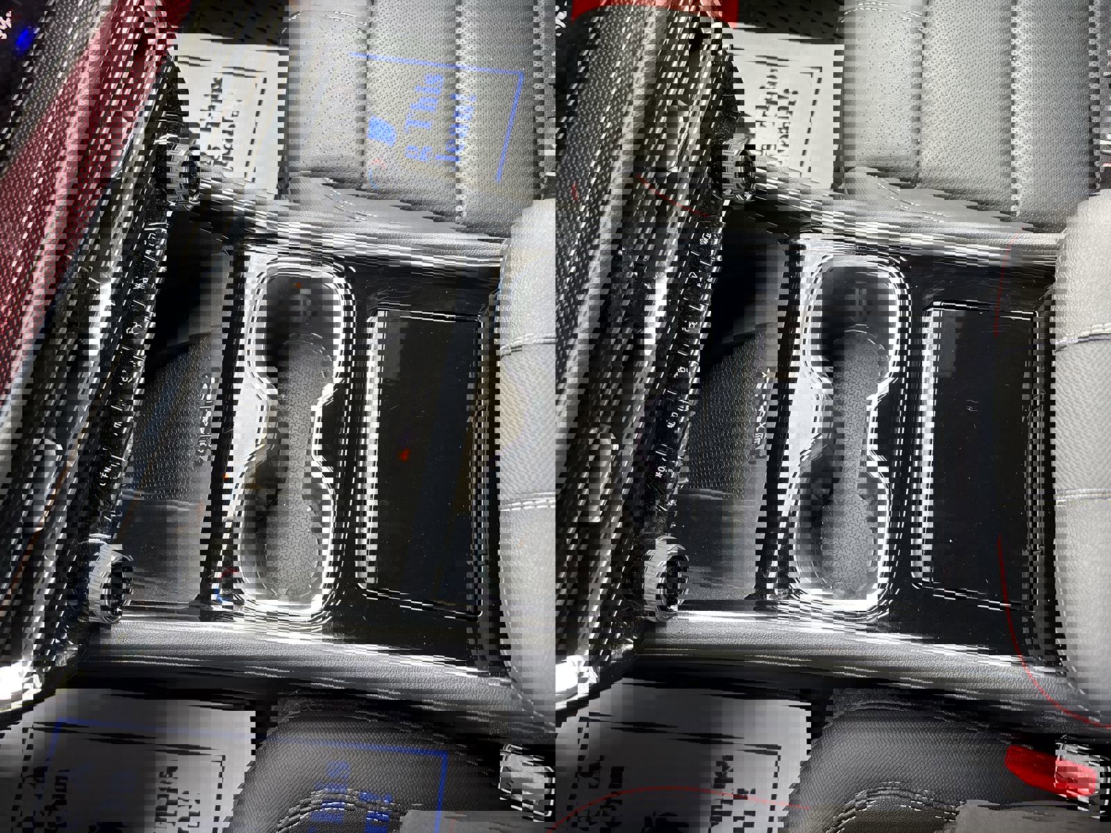 Used 2024 Chevrolet Traverse RS image 23