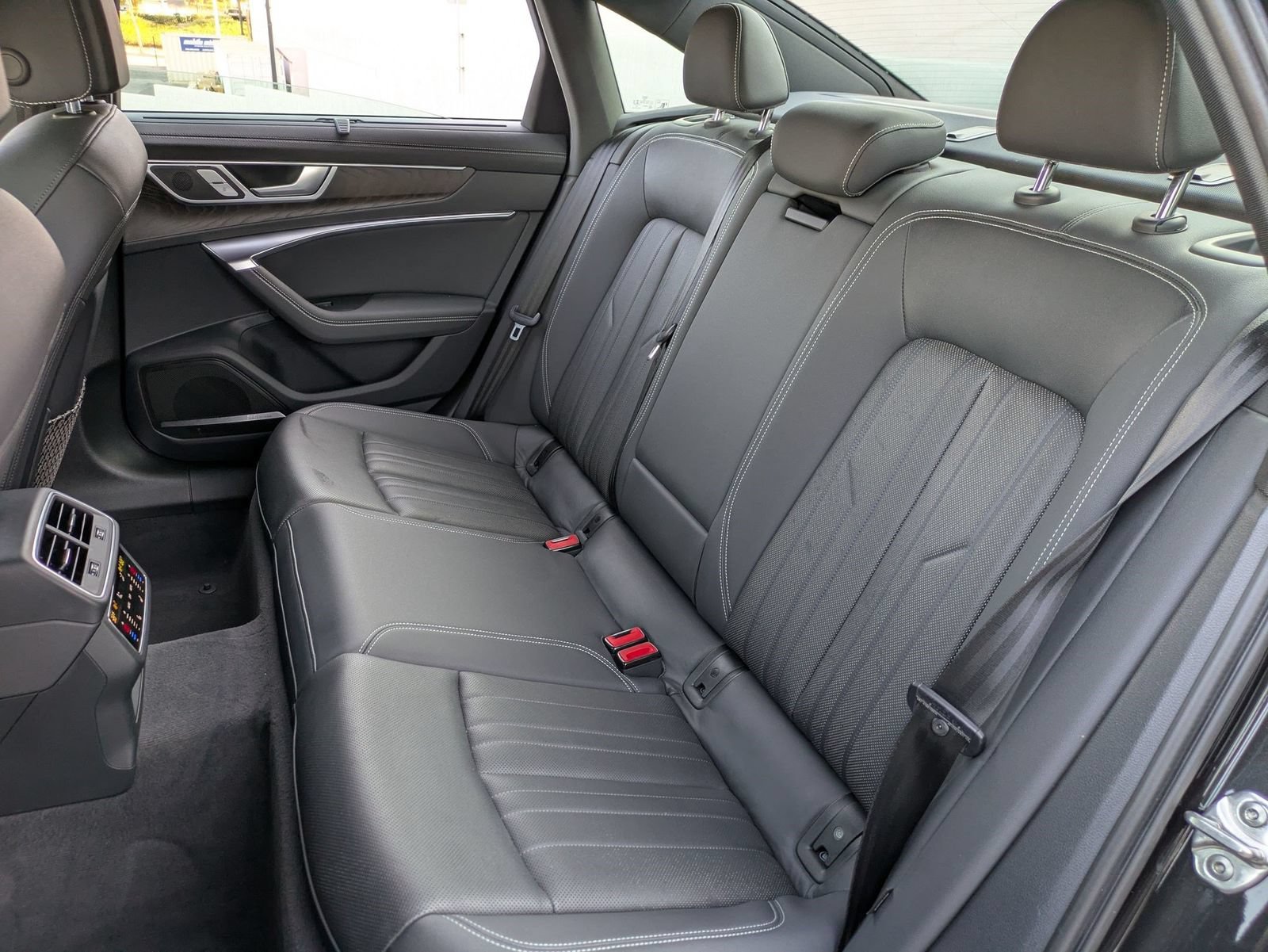 Used 2019 Audi A6 3.0T Premium Plus w/ Premium Plus Package AWD/4WD image 31