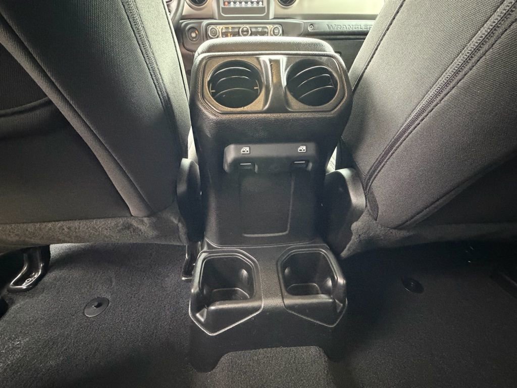 Used 2020 Jeep Wrangler Unlimited Sport S image 29