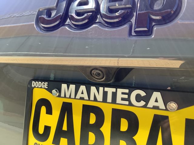 Used 2019 Jeep Grand Cherokee Altitude AWD/4WD image 28