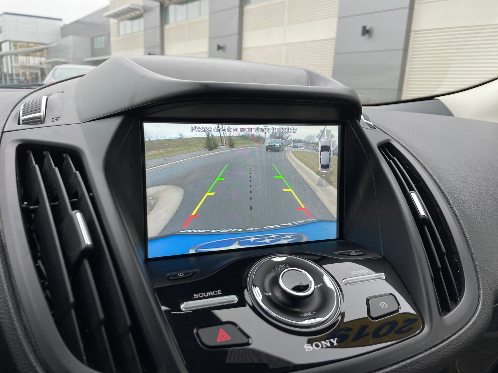 Used 2019 Ford Escape Titanium image 22