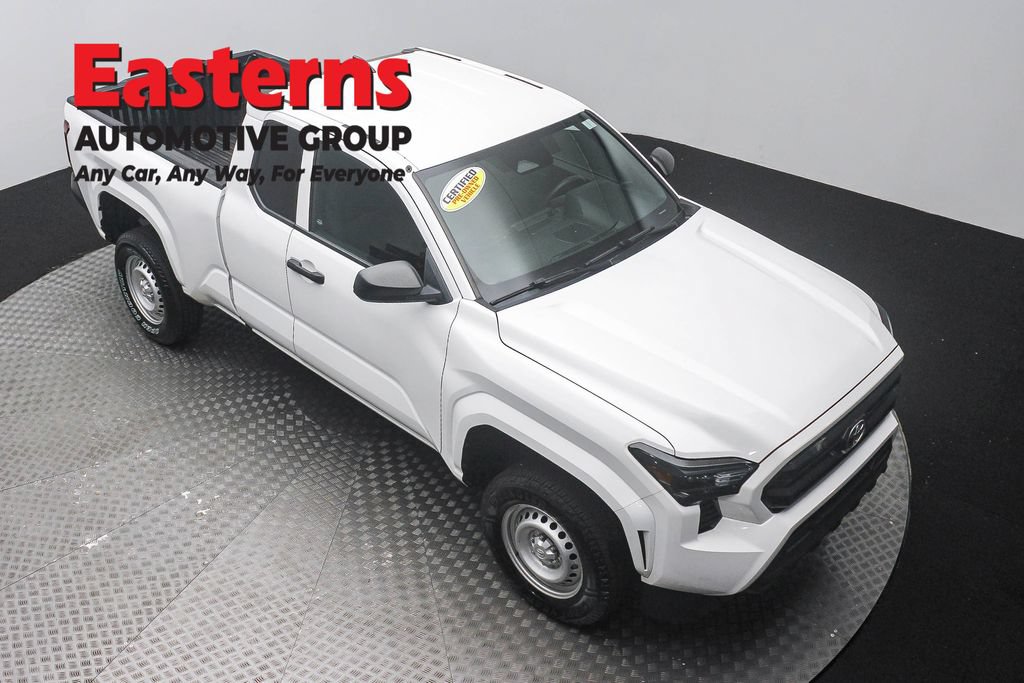 Used 2024 Toyota Tacoma SR RWD image 3