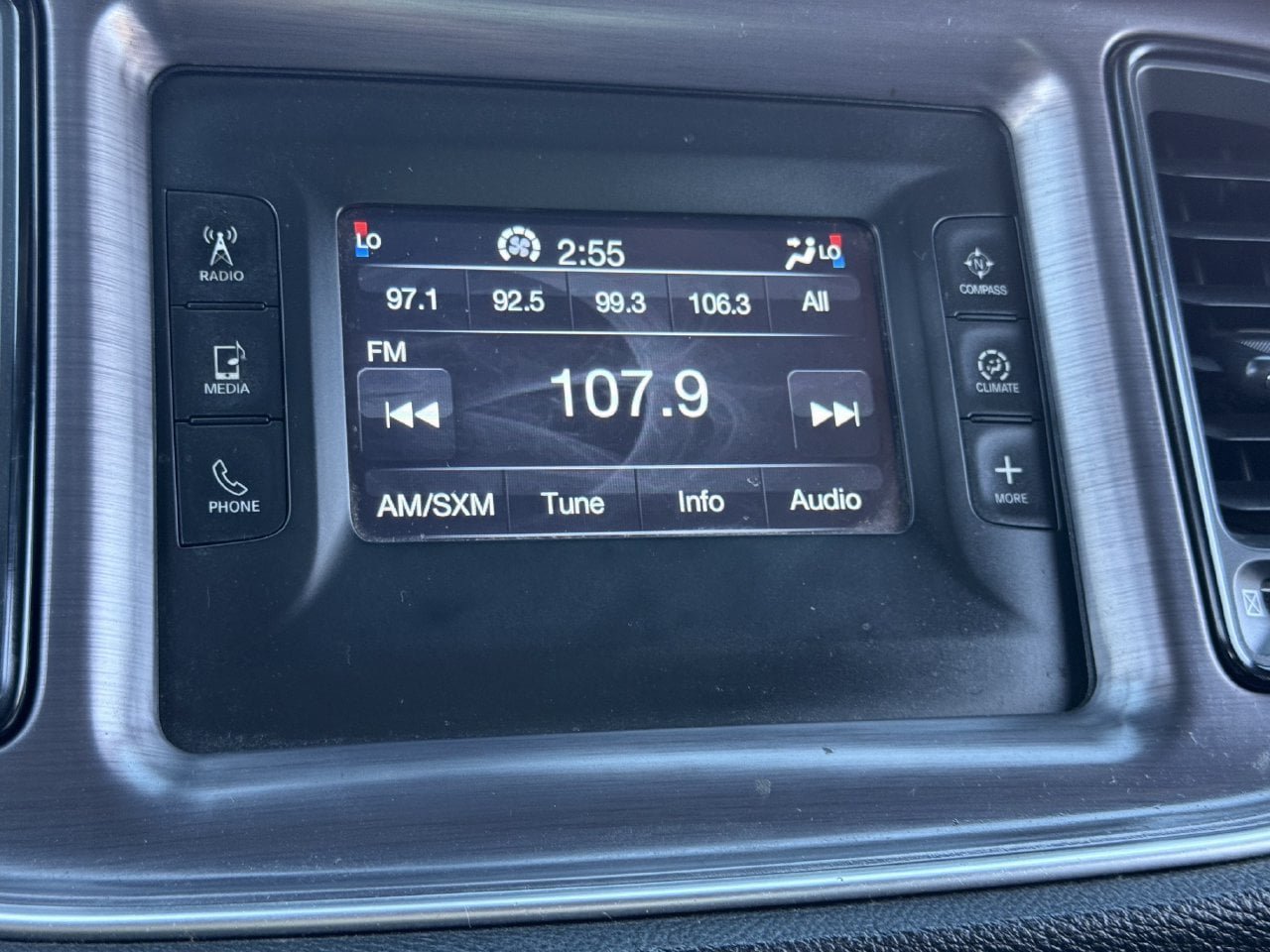 Used 2015 Dodge Challenger R/T RWD image 16