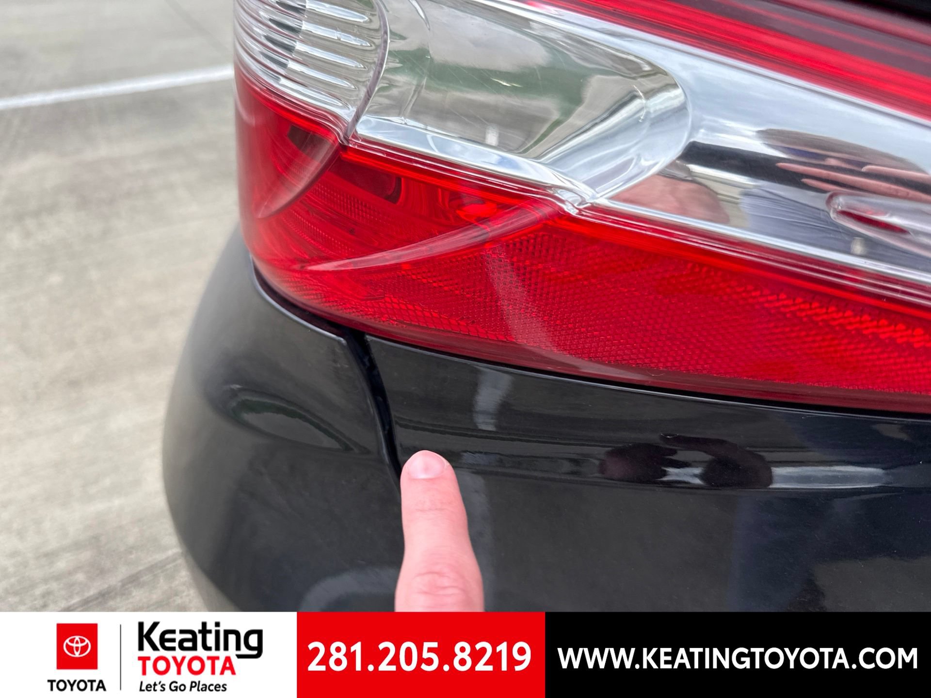 Used 2015 Toyota Camry SE w/ Moonroof Package FWD image 21