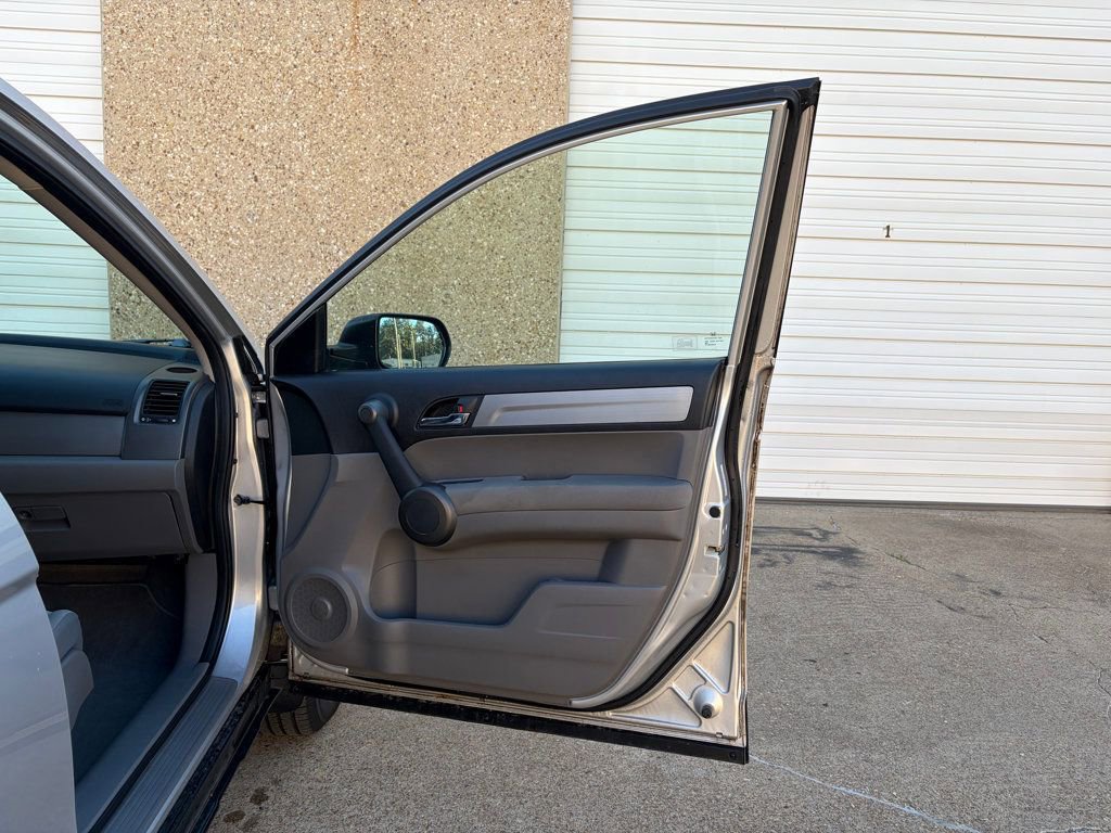 Used 2011 Honda CR-V SE image 33