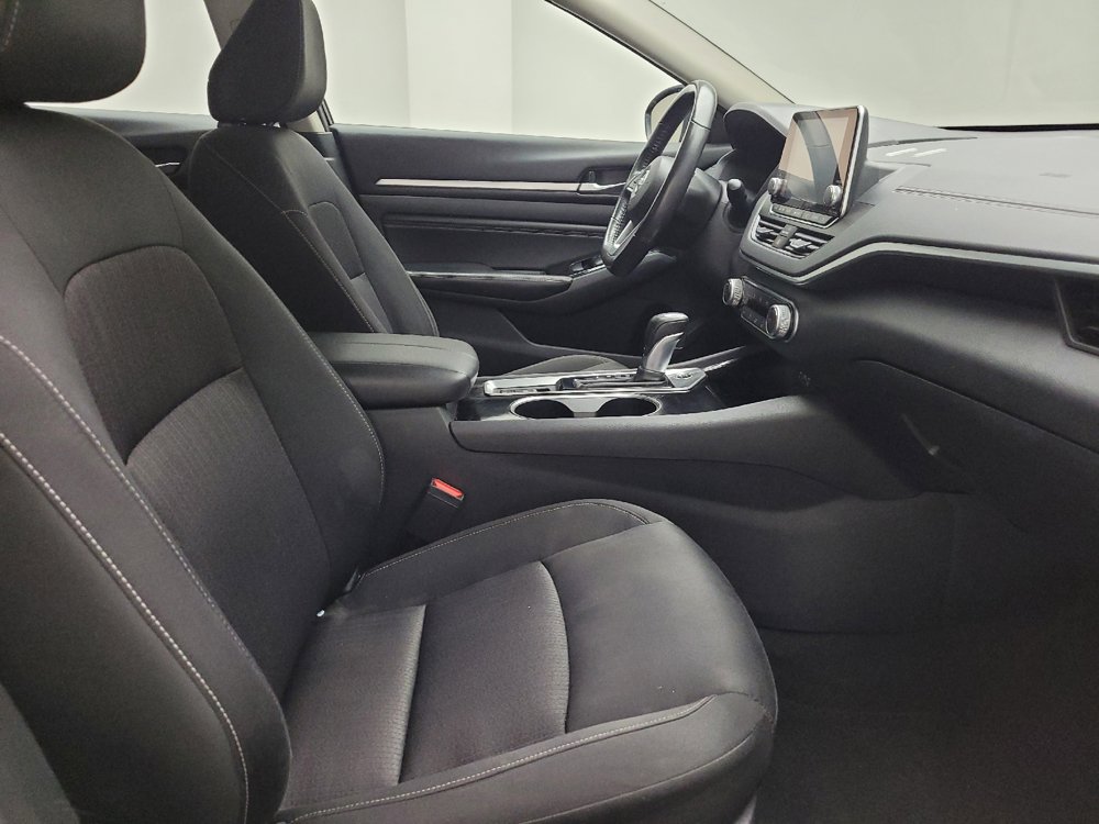 Used 2022 Nissan Altima 2.5 SV w/ SV Premium Package FWD image 21