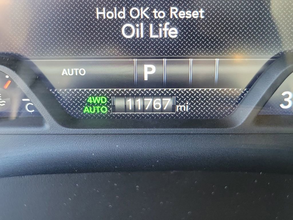 Used 2026 RAM 1500 Laramie image 28