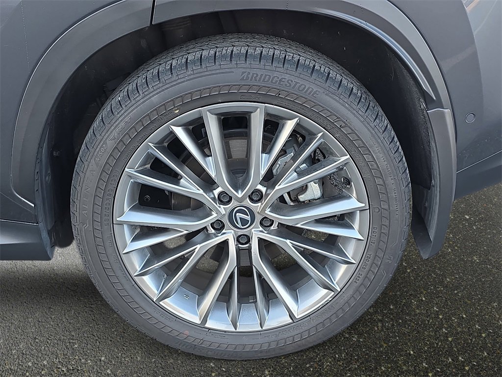 Used 2025 Lexus NX 350h AWD w/ Rear Seat Package image 35