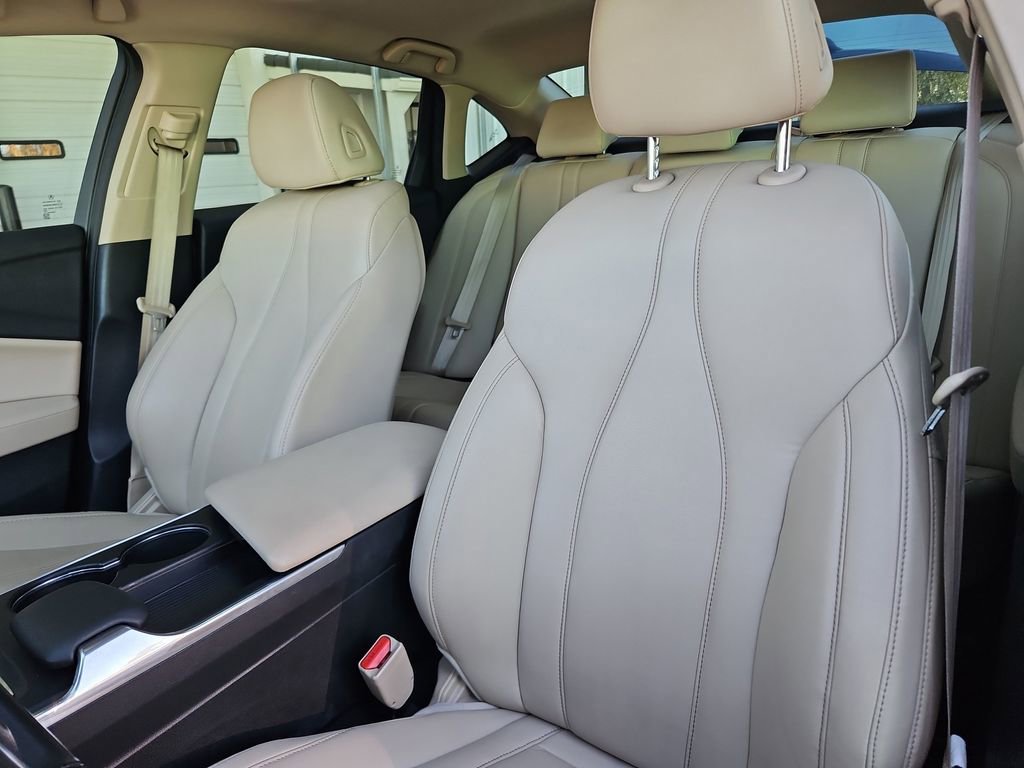 Used 2021 Acura TLX image 25