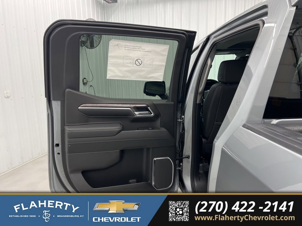 New 2026 Chevrolet Silverado 1500 LTZ w/ LTZ Premium Package AWD/4WD image 10
