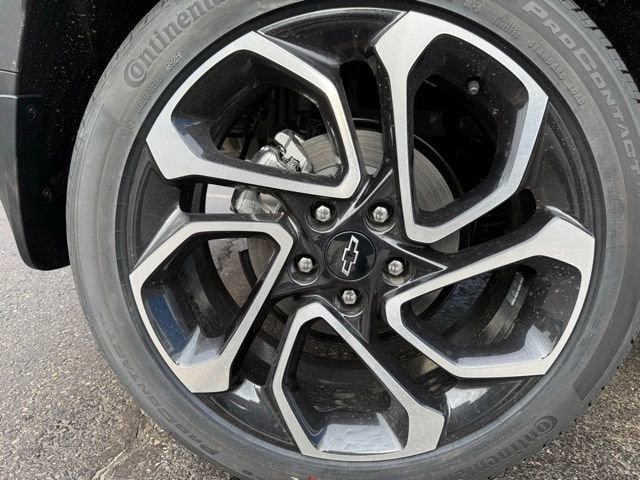 New 2026 Chevrolet Trax RS w/ Driver Confidence Package FWD image 12