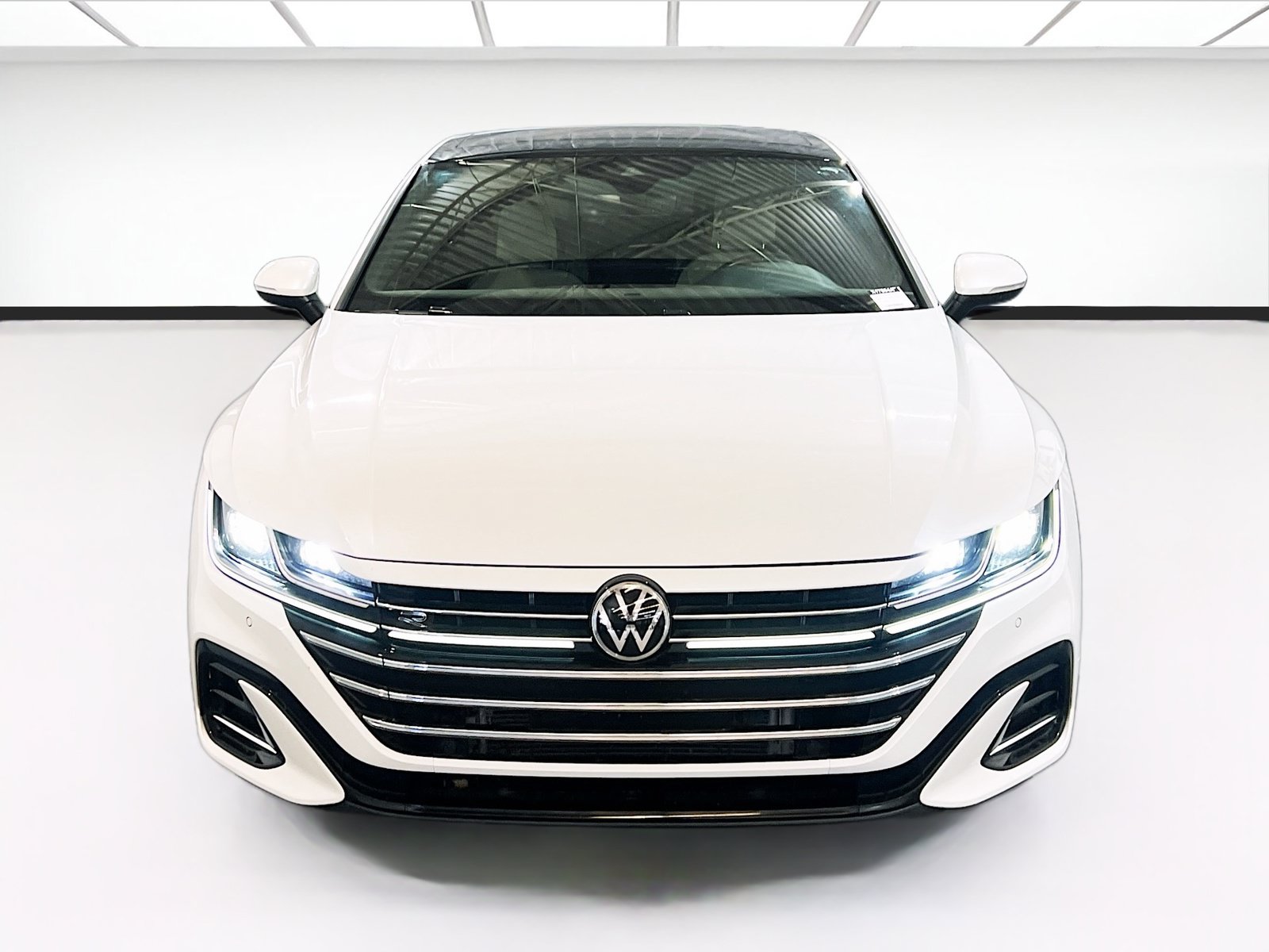 Used 2022 Volkswagen Arteon SEL w/ Black Wheel Package AWD/4WD image 2