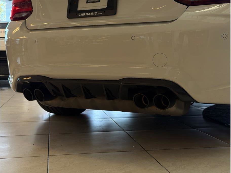 Used 2020 BMW M2 Competition w/ Executive Package RWD image 34