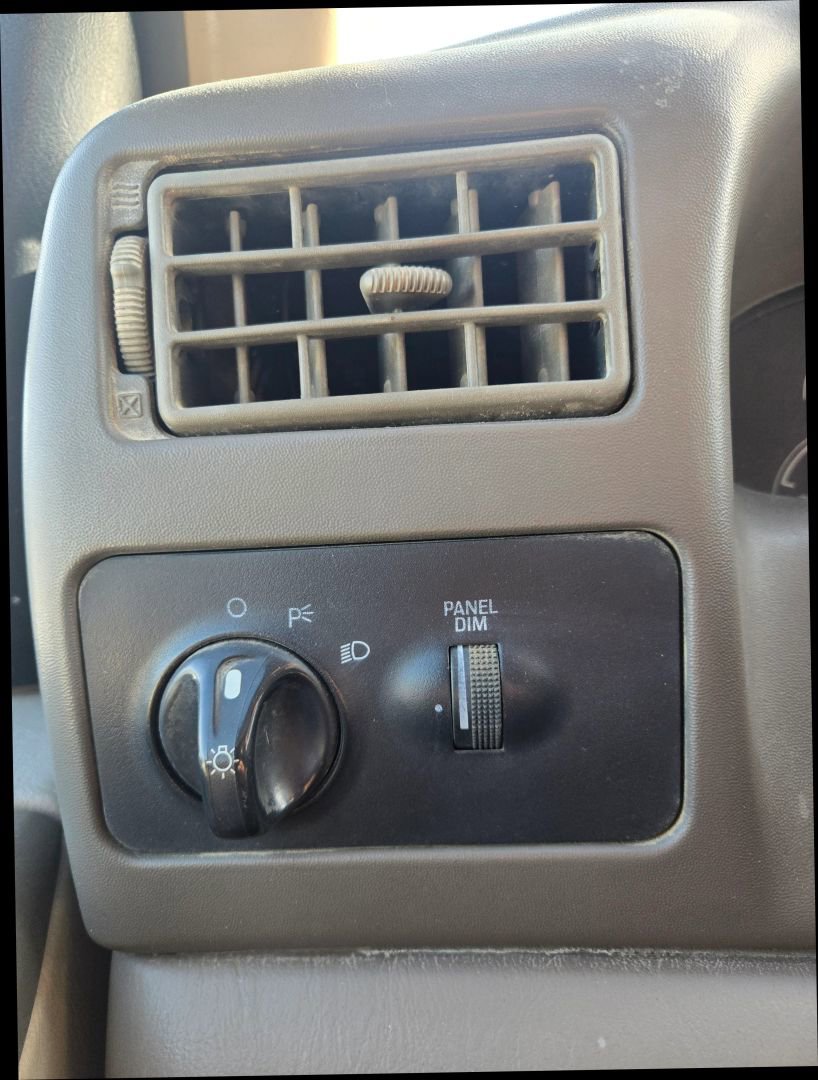 Used 2000 Ford F250 XL image 24