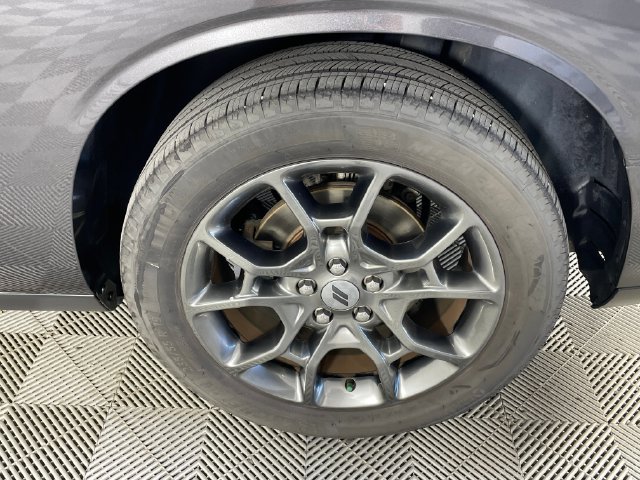 Used 2017 Dodge Challenger GT w/ Technology Group AWD/4WD image 17