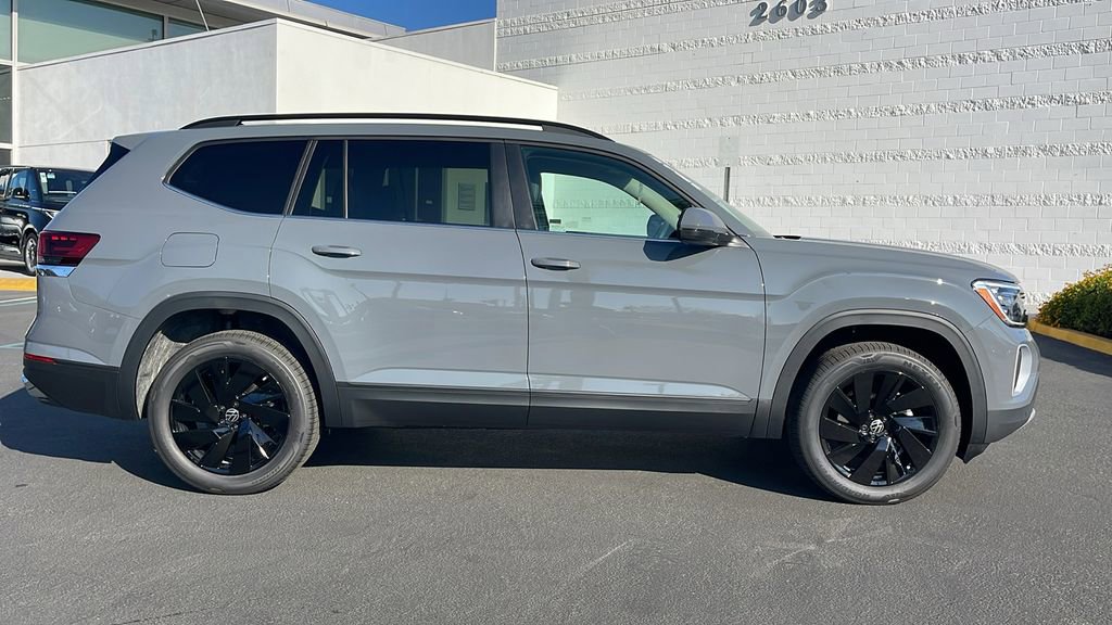 New 2026 Volkswagen Atlas SE FWD image 6