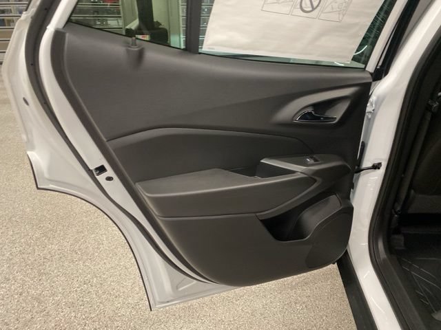 New 2026 Chevrolet Trax LT w/ Driver Confidence Package FWD image 28