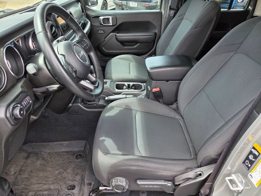 Used 2022 Jeep Wrangler Unlimited Sport AWD/4WD image 10