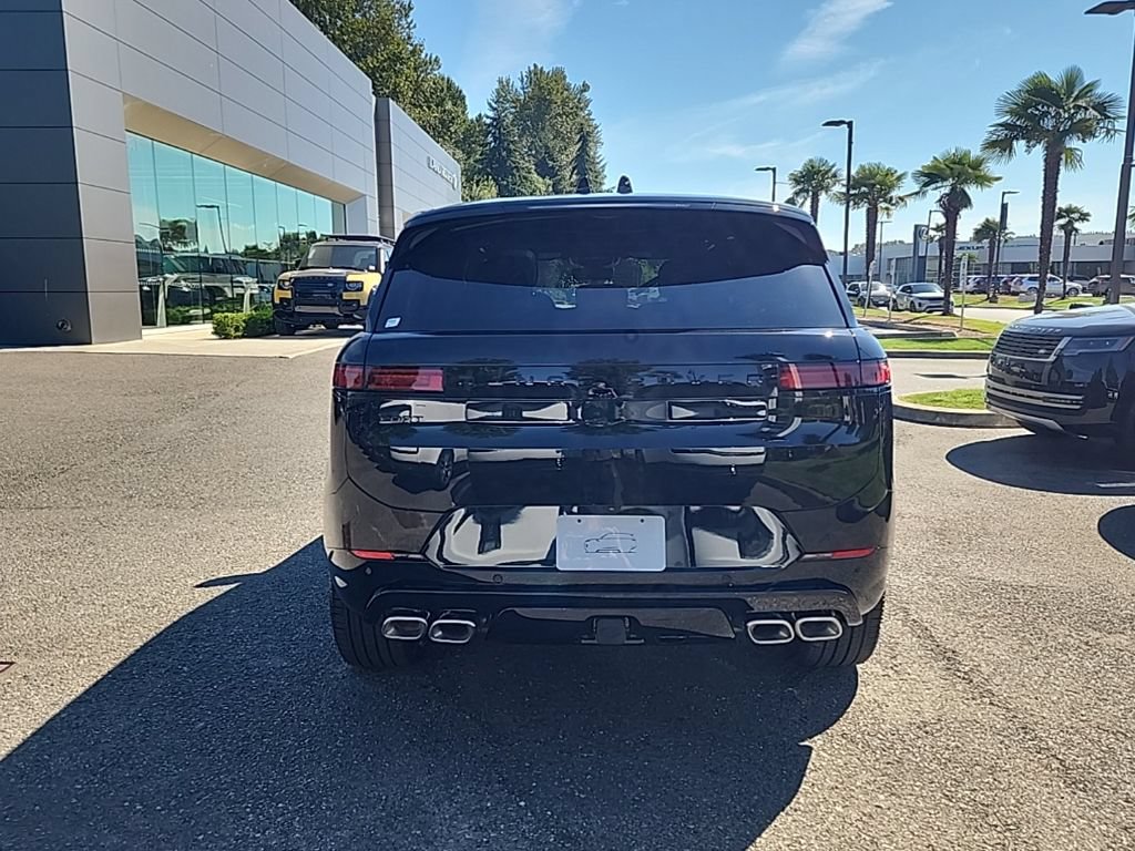 New 2026 Land Rover Range Rover Sport Dynamic SE AWD/4WD image 4