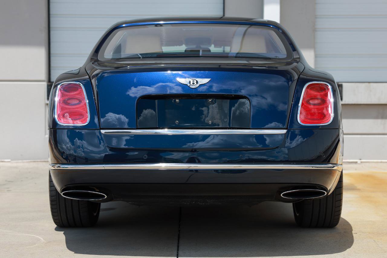 Used 2012 Bentley Mulsanne RWD image 7