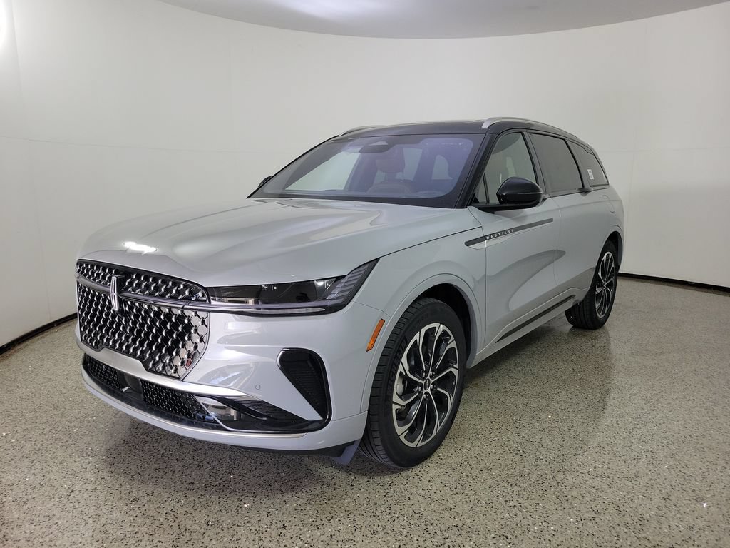 New 2026 Lincoln Nautilus Reserve AWD/4WD image 3