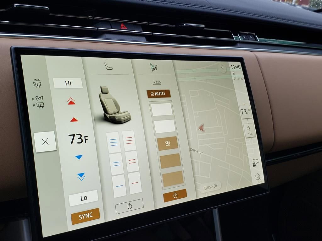 New 2025 Land Rover Range Rover SE image 21