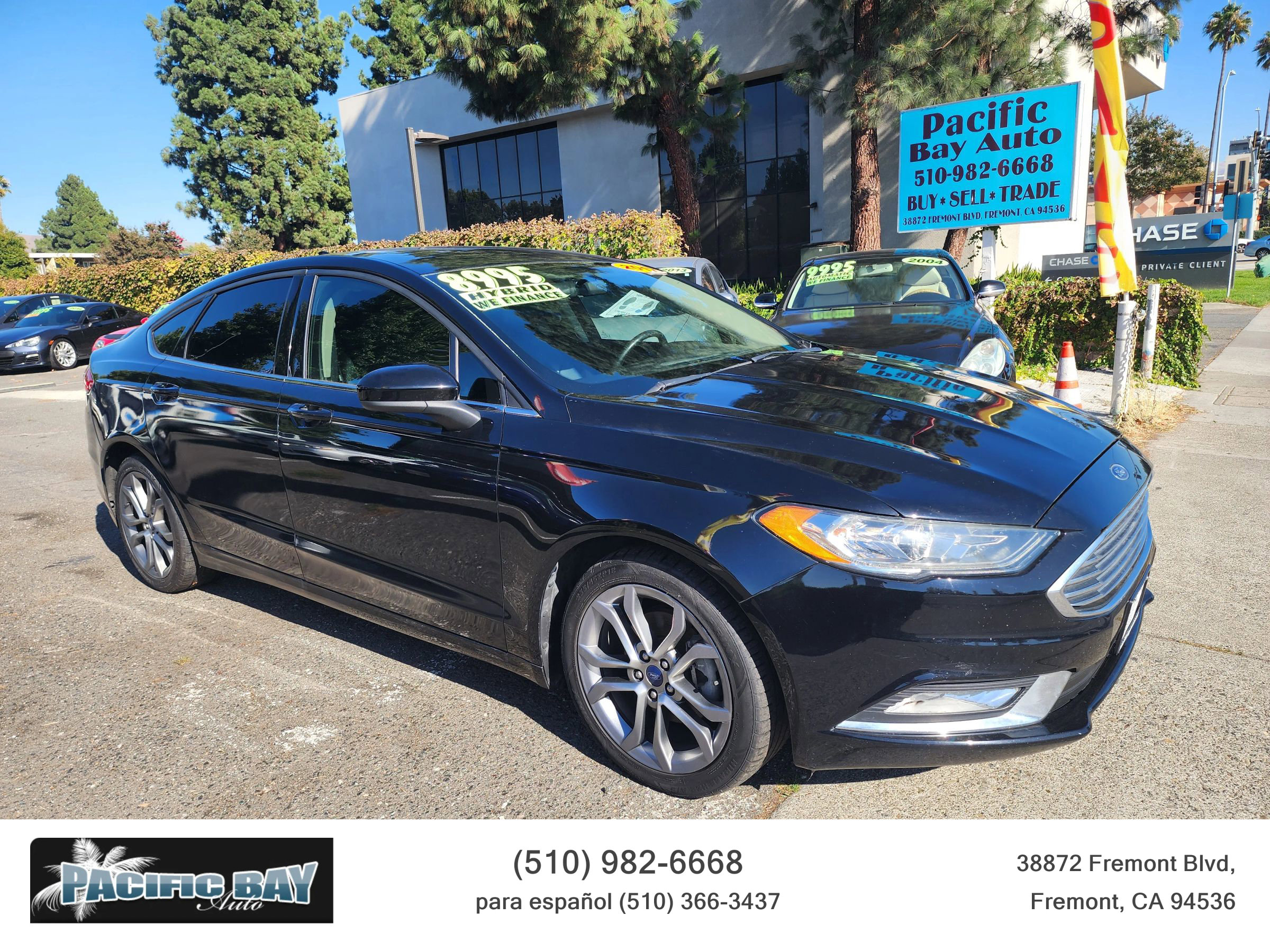Used 2017 Ford Fusion SE w/ Equipment Group 601A image 1
