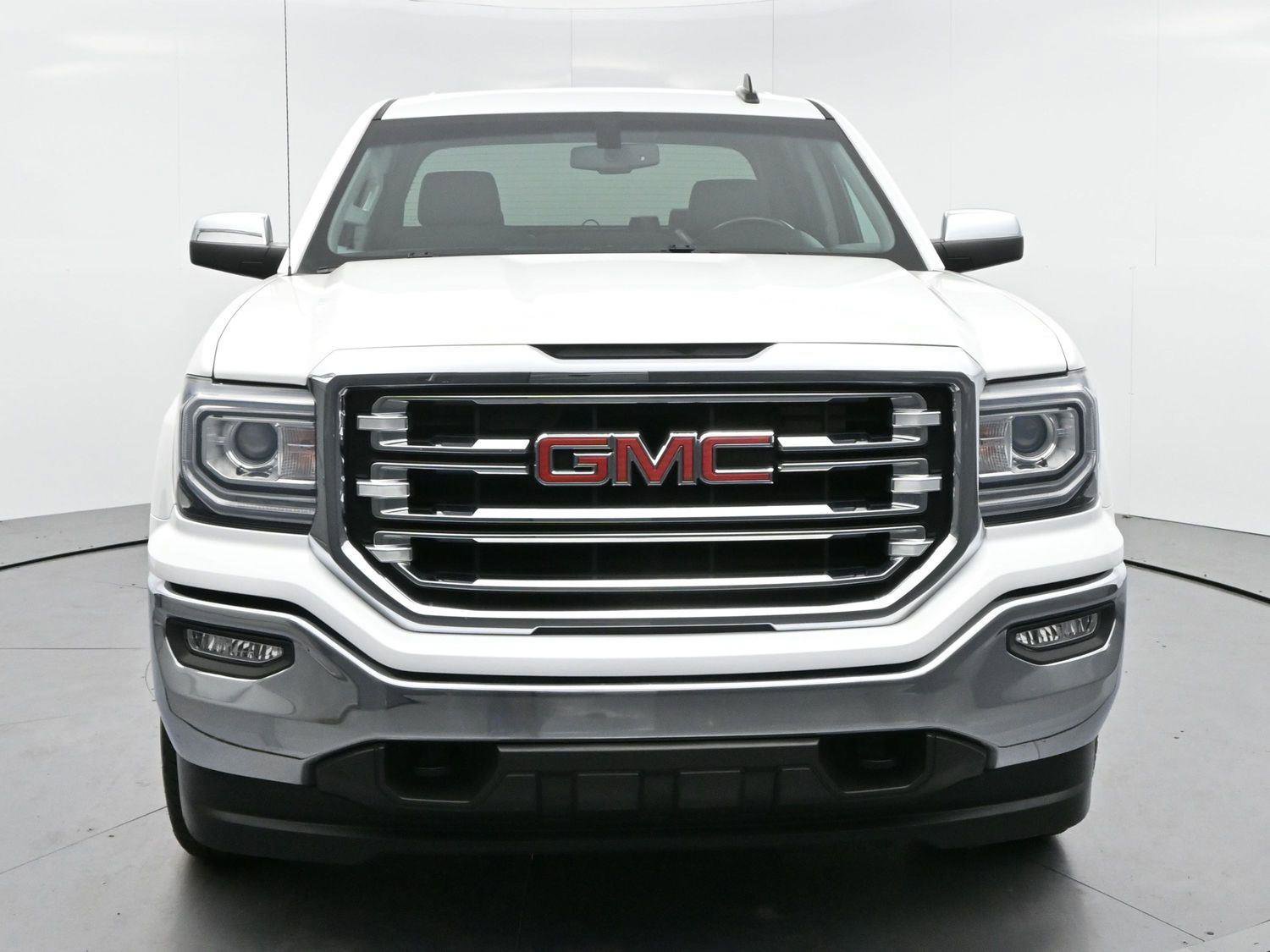 Used 2018 GMC Sierra 1500 SLT w/ SLT Premium Package image 2