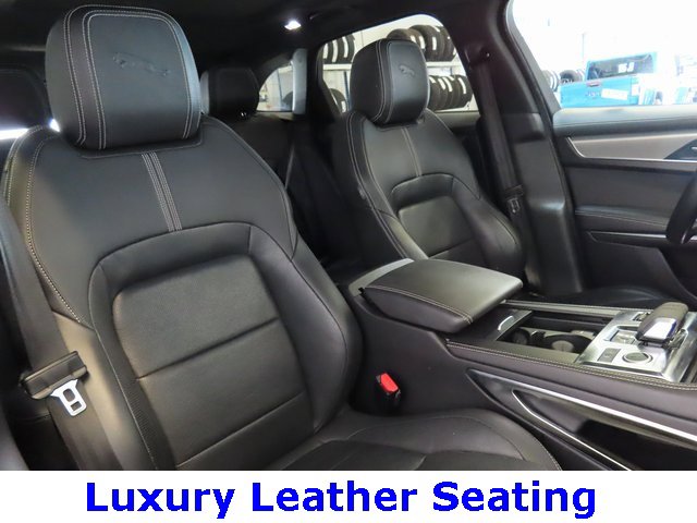 Used 2024 Jaguar F-PACE R-Dynamic S image 7