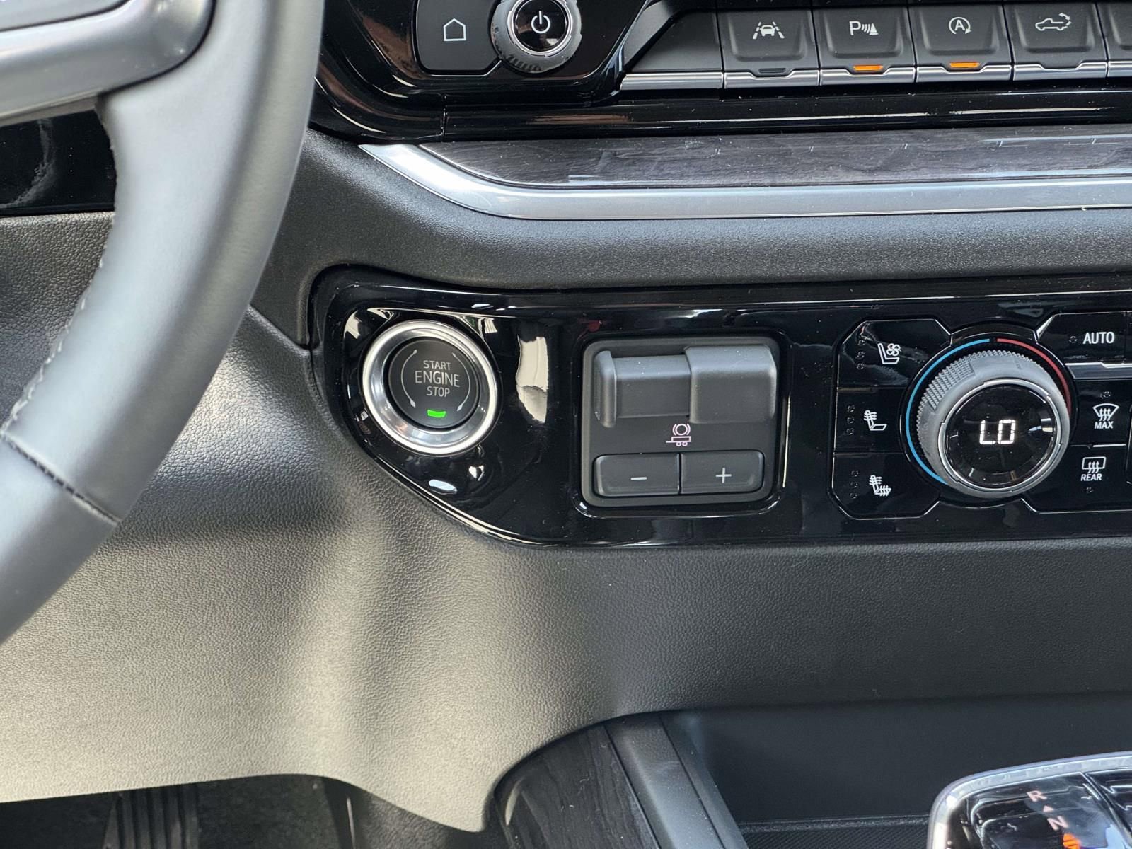 New 2026 Chevrolet Silverado 1500 LTZ w/ LTZ Premium Package image 13