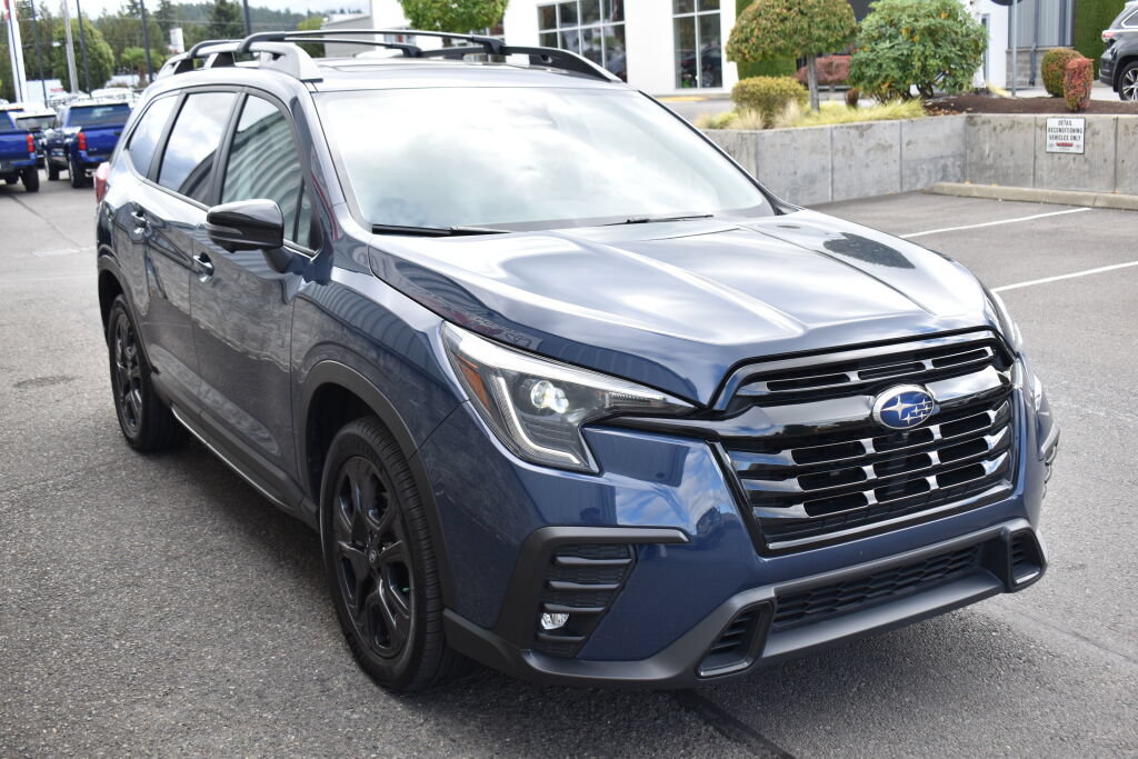 Used 2023 Subaru Ascent Onyx Edition Limited AWD/4WD image 3
