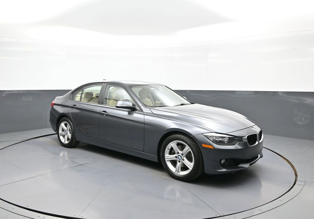 Used 2014 BMW 328i Sedan RWD image 4