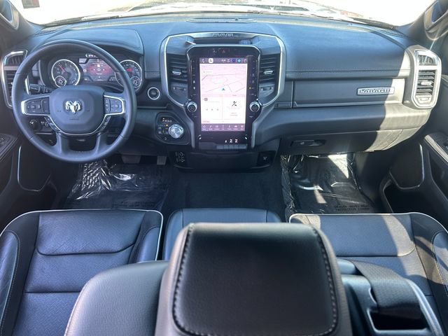 Used 2025 RAM 1500 Laramie AWD/4WD image 33