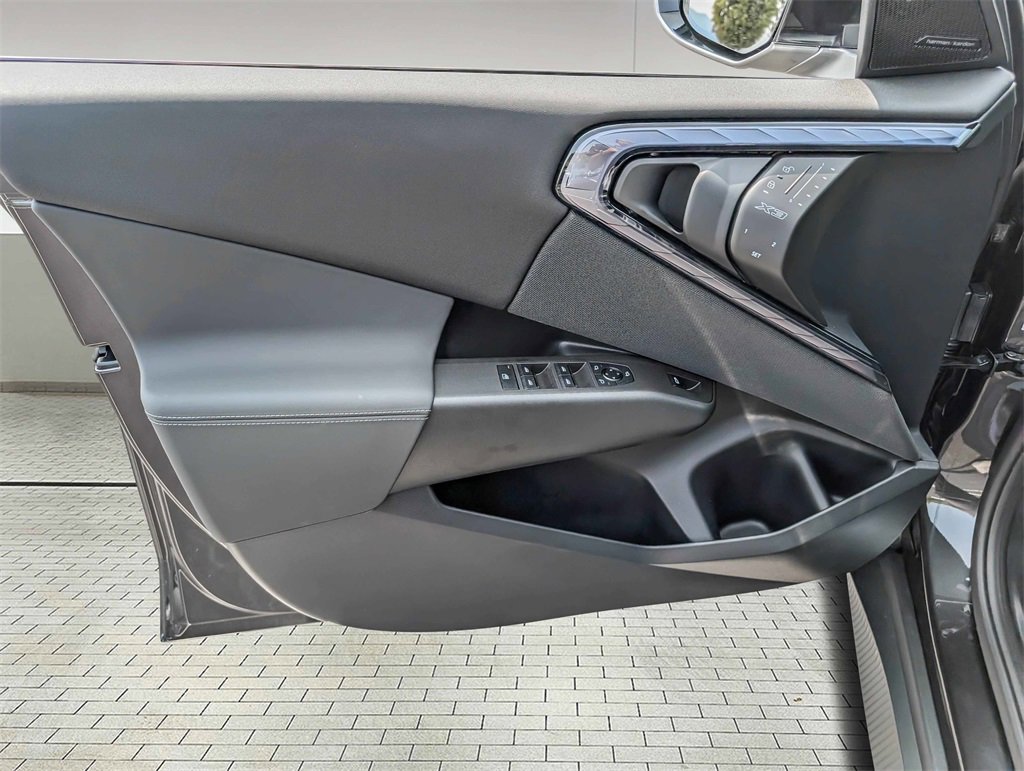 New 2025 BMW X3 xDrive30i w/ Premium Package image 13